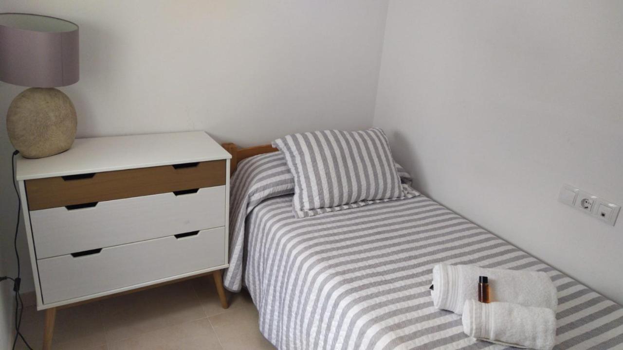Apartamentos Costa De La Luz Playa Rota Exteriör bild